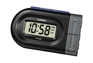 Casio cyfrowy budzik z podświetleniem LED i 12-miesięczną baterią | DQ-543B-1EF