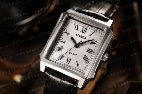 Casio Vintage Black Leather 31mm