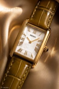 Seiko Ladies Golden Mother-of-Pearl Roman Rectangular 22mm