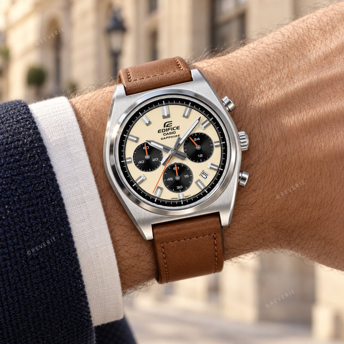 Zegarek Casio Edifice EFB-730L-7AVUEF – chronograf, szafir, kremowa tarcza panda