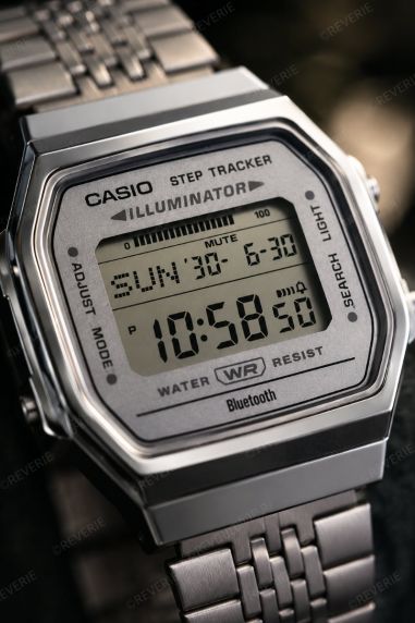 Casio Retro Digital Step Tracker Bluetooth 38mm