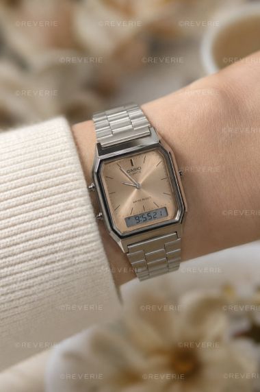 Zegarek Vintage Dual Display Casio ze złotą tarczą Sunray | AQ-230A-4AMQYES