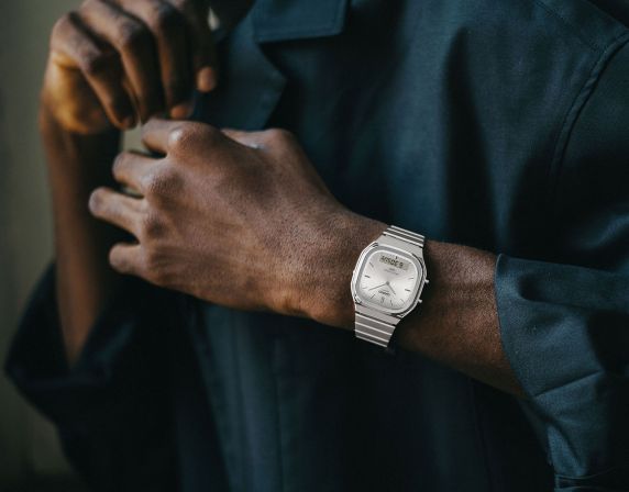 Casio Vintage AQ-240E-7AEF