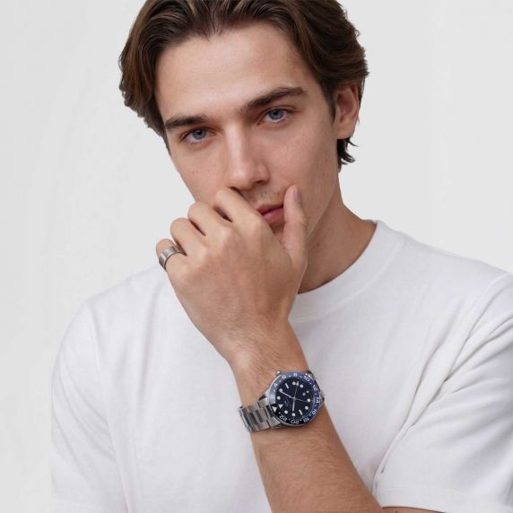 Daniel Wellington Iconic GMT Link Black Blue Ceramic Bezel Silver DW00100921