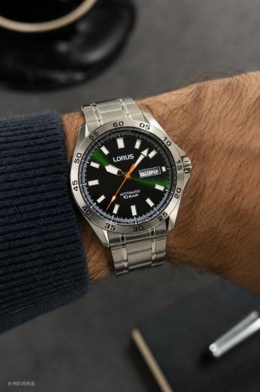Lorus Mens Automatic Green Steel 43mm