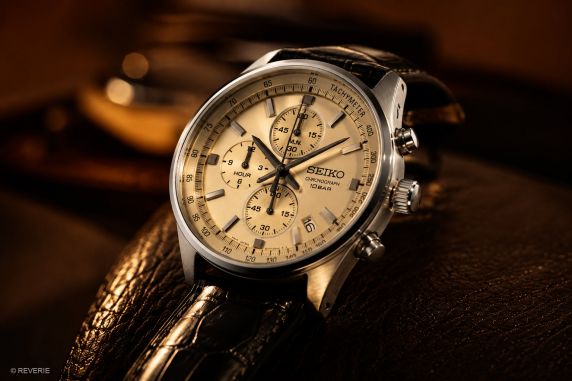 Seiko Mens Chronograph Champagne Black Leather 41mm